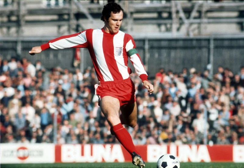 Franz Beckenbauer - Nòng cốt đội tuyển Tây Đức