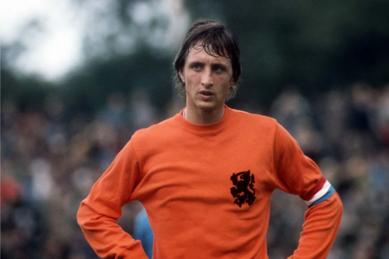 Johan Cruyff - Thánh nhân đến từ mảnh đất Hà Lan
